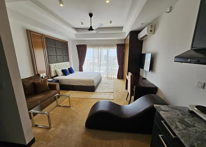 Ocean Breeze Sea View Luxury Apartments