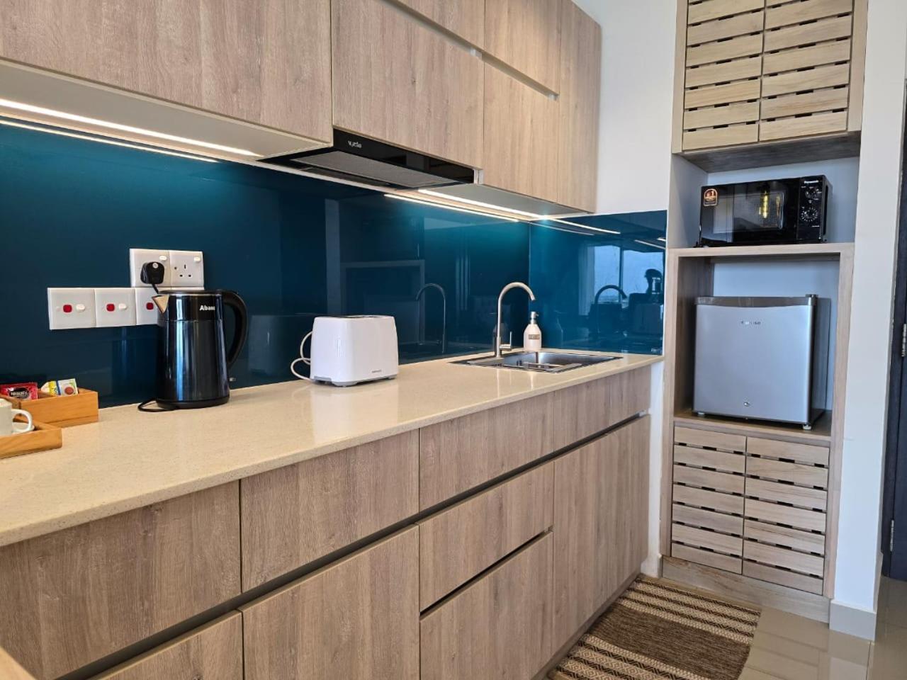Apartment Ocean Breeze Sea View Luxury Negombo